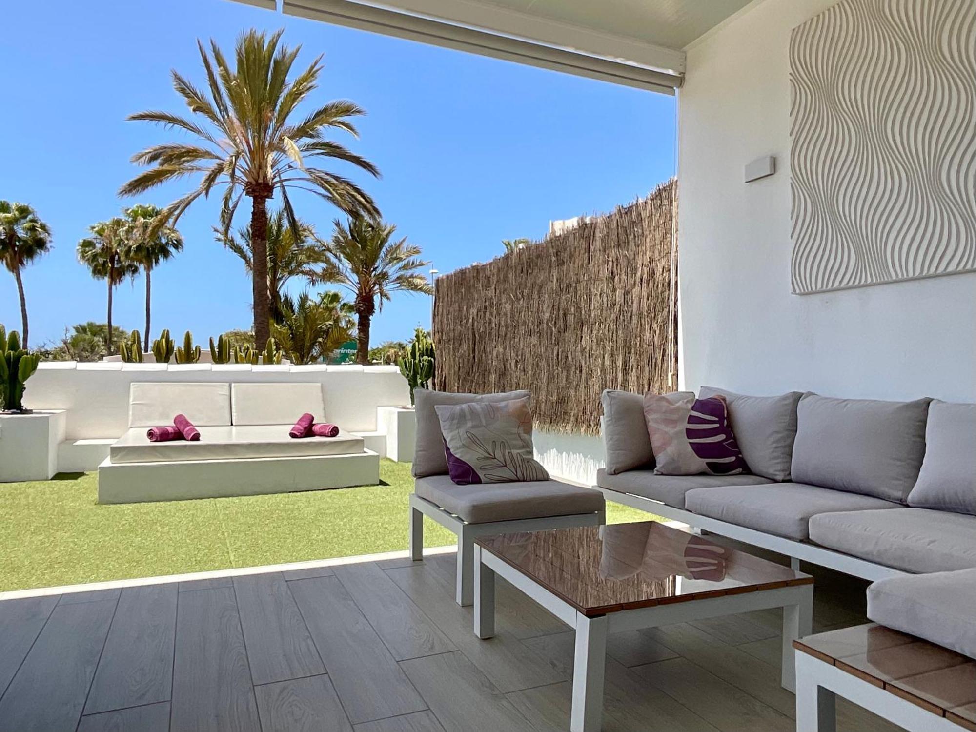 Las Americas Luxury Low-Cost Apartment With Terrace & Views Playa de las Américas Buitenkant foto